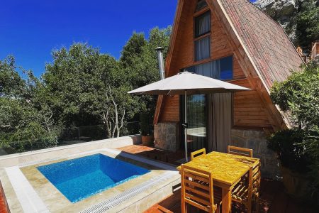 Athos with pool day use (no sleep)- Annaya, Jbeil