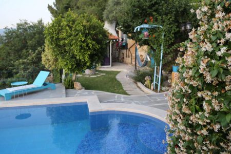 بيت لافندر مع مسبح – غدرس, جبيل