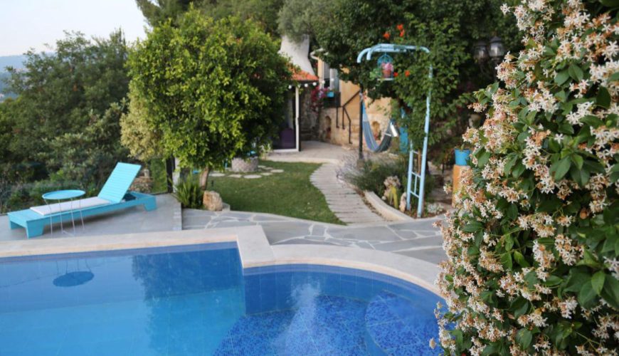 بيت لافندر مع مسبح – غدرس, جبيل