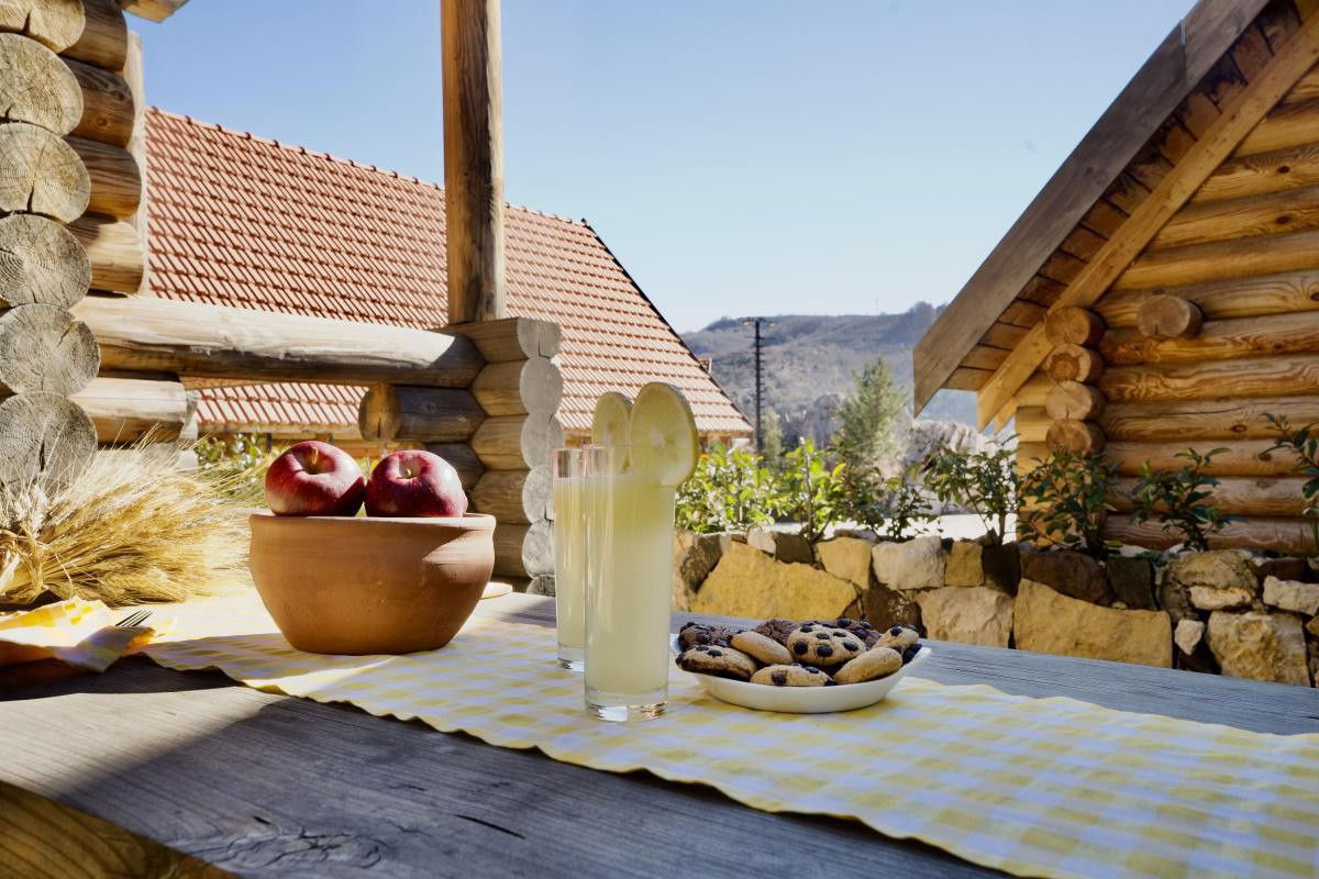 Bungalow  Pool View