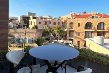 غرفة 1 مع مطل عالسوق – بحصة, بترون