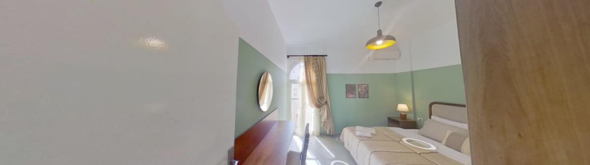 V Executive Studio in a Vintage Hotel – Mina, Tripoli