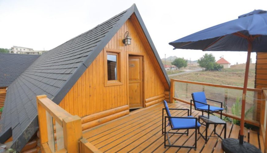 Chalet Alpes in a Resort – Laqlouq, Jbeil
