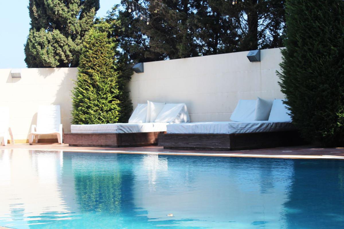 Honeymoon suite in a Hotel – Qalamoun, Tripoli