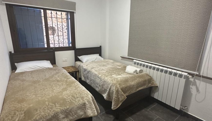 Room #1 (4 people) – Oyoun Orghosh