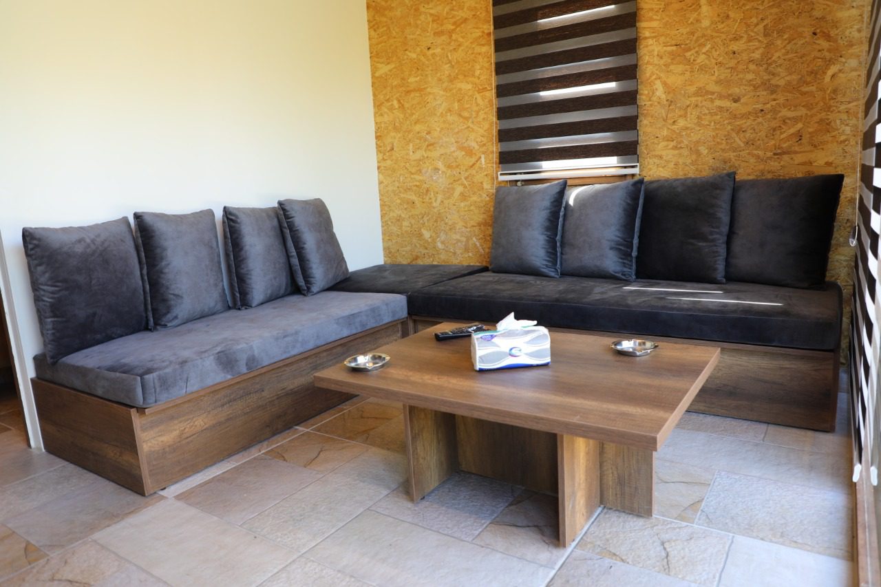 Pink lady bungalow – Kfardebian