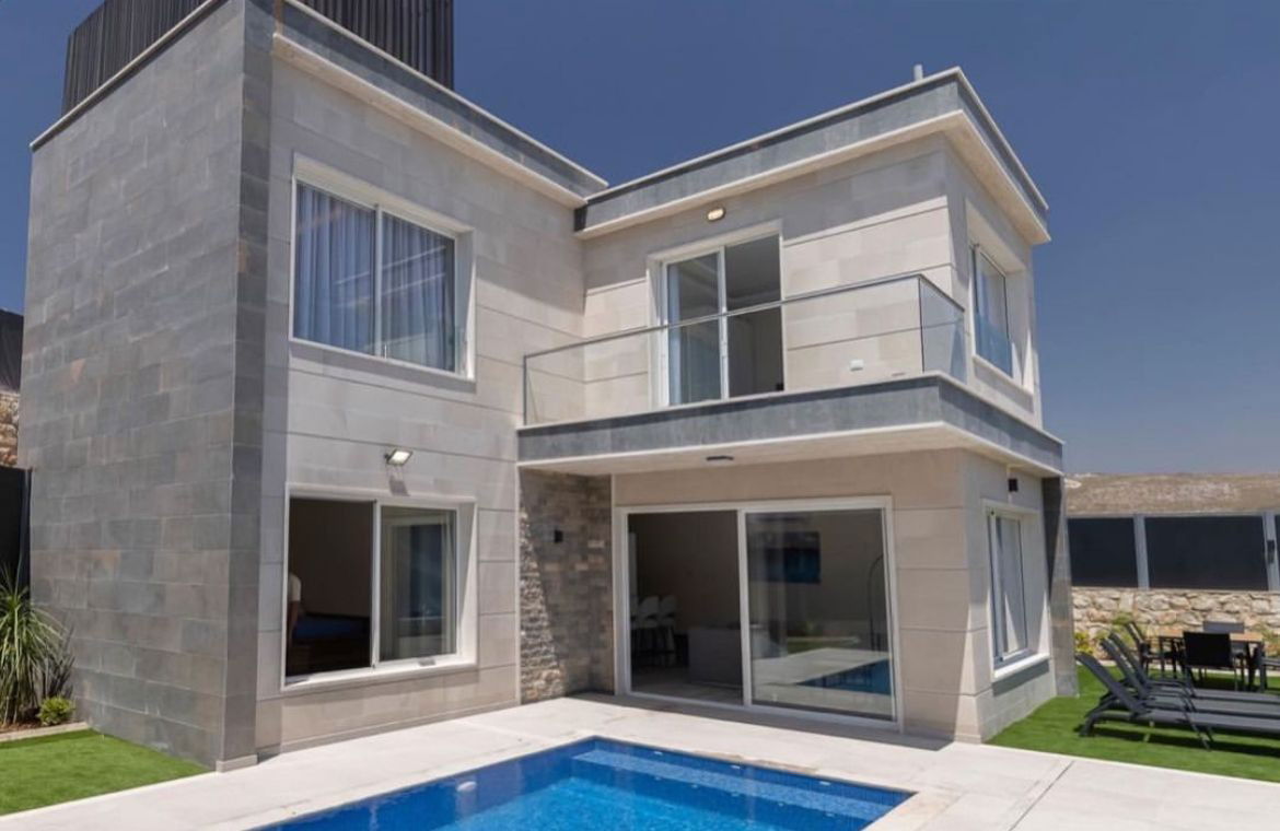 BIG VILLA Duplex (Jaune) with Private Pool- Kfar Sir, Nabatieh