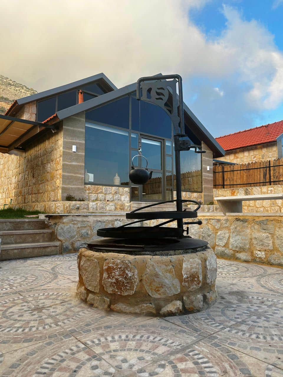 Ourea Chalet with Private Pool – Louaizeh, Jezzine