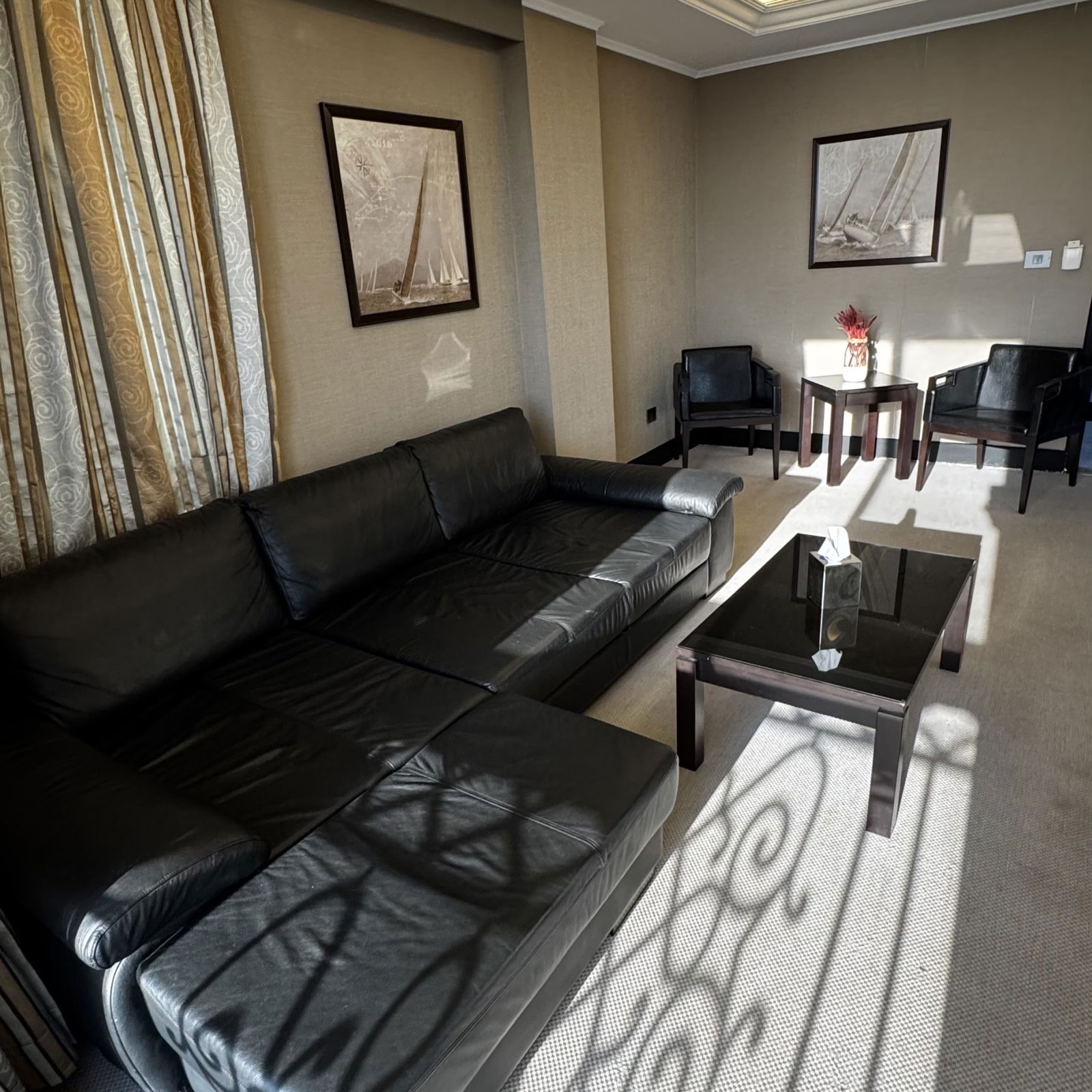Hotel – Qalamoun, Tripoli
