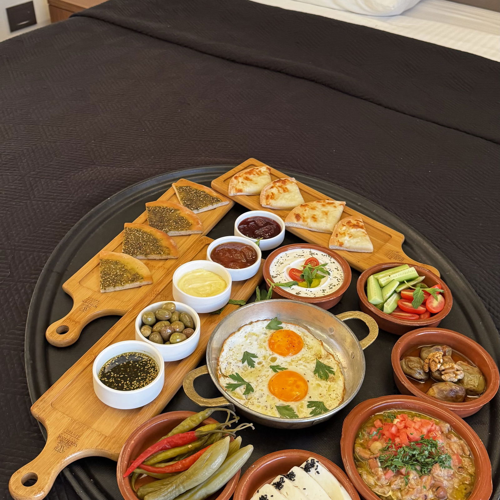 Hotel – Qalamoun, Tripoli