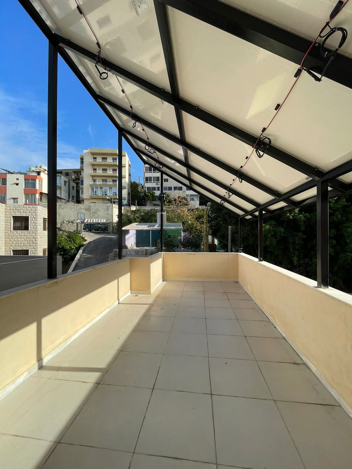 Roof 2 – Safra, Jbeil