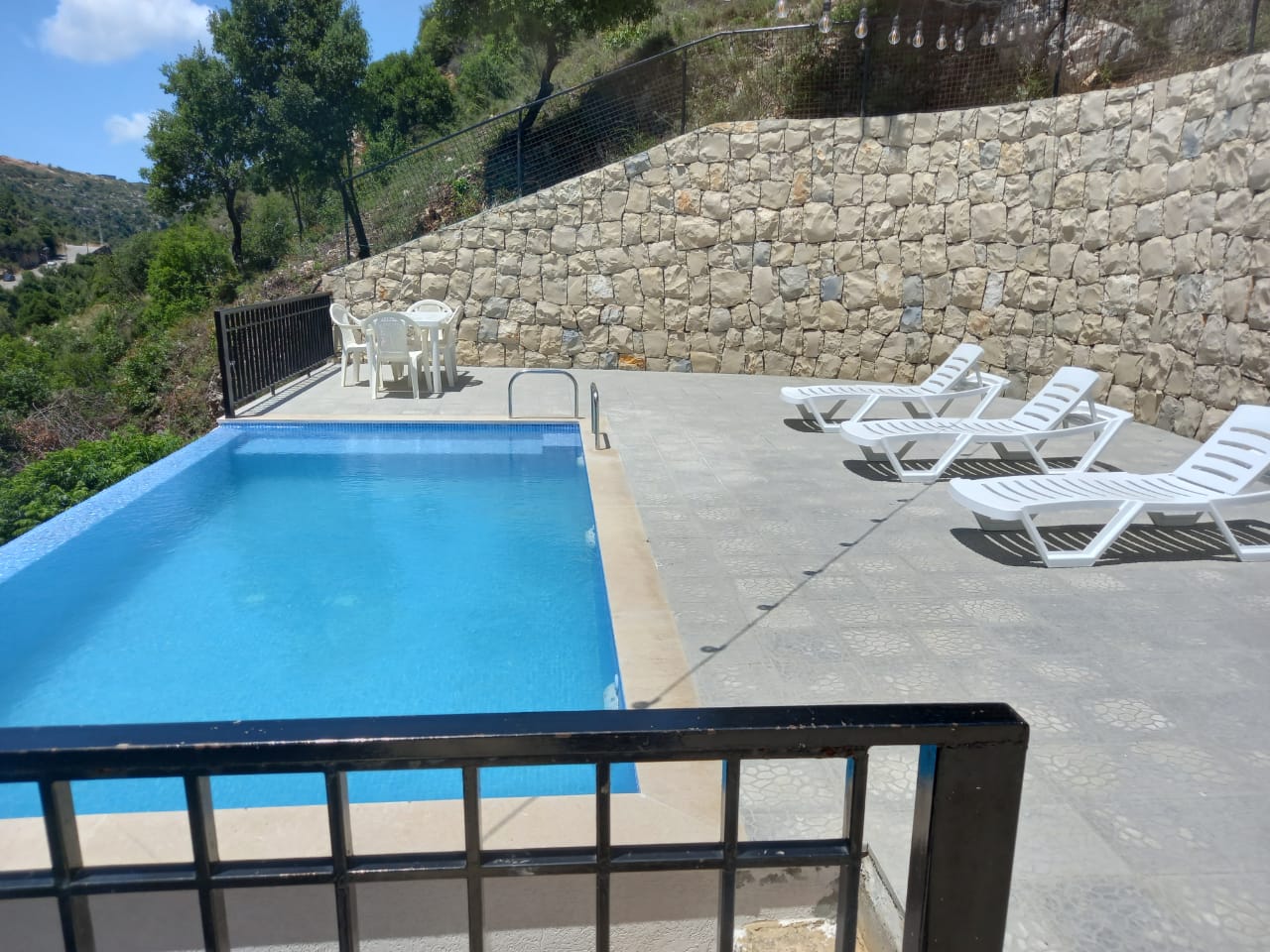 Guesthouse – Chabtine, Batroun