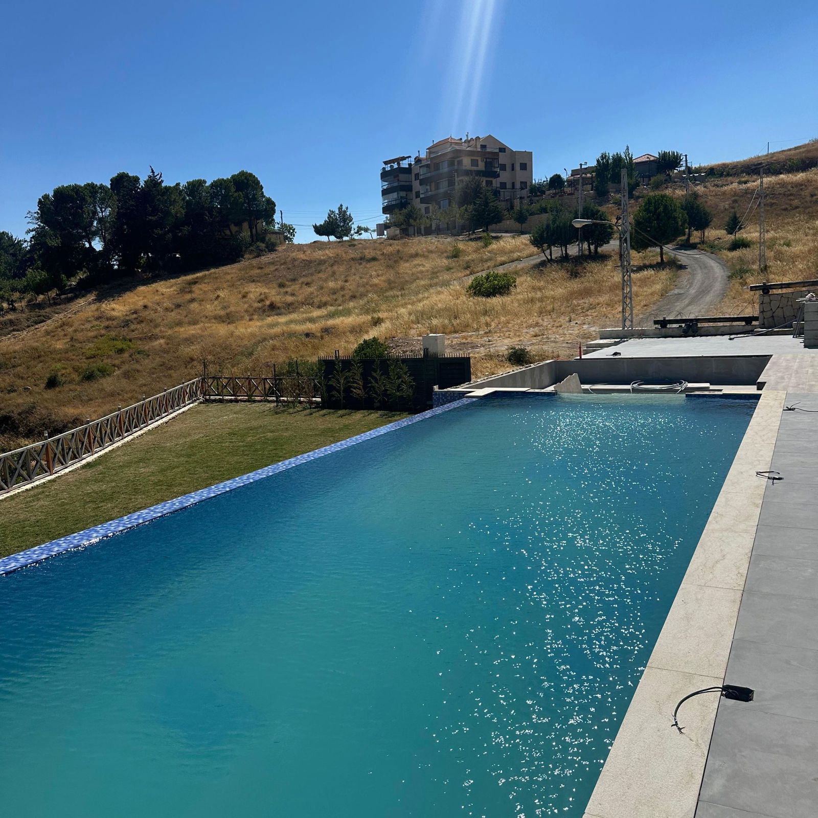 Villa with Infinity Private Pool – Zahle