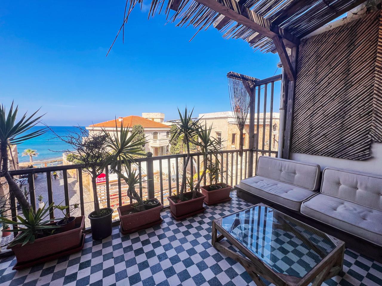 Blue Waves Apartment – Batroun