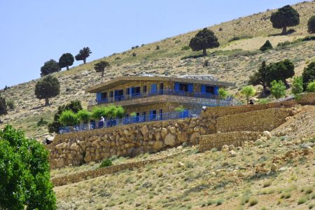 Chalets – Oyoun Orghosh