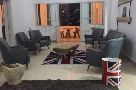 بيت ضيافة مع مطل – بشري