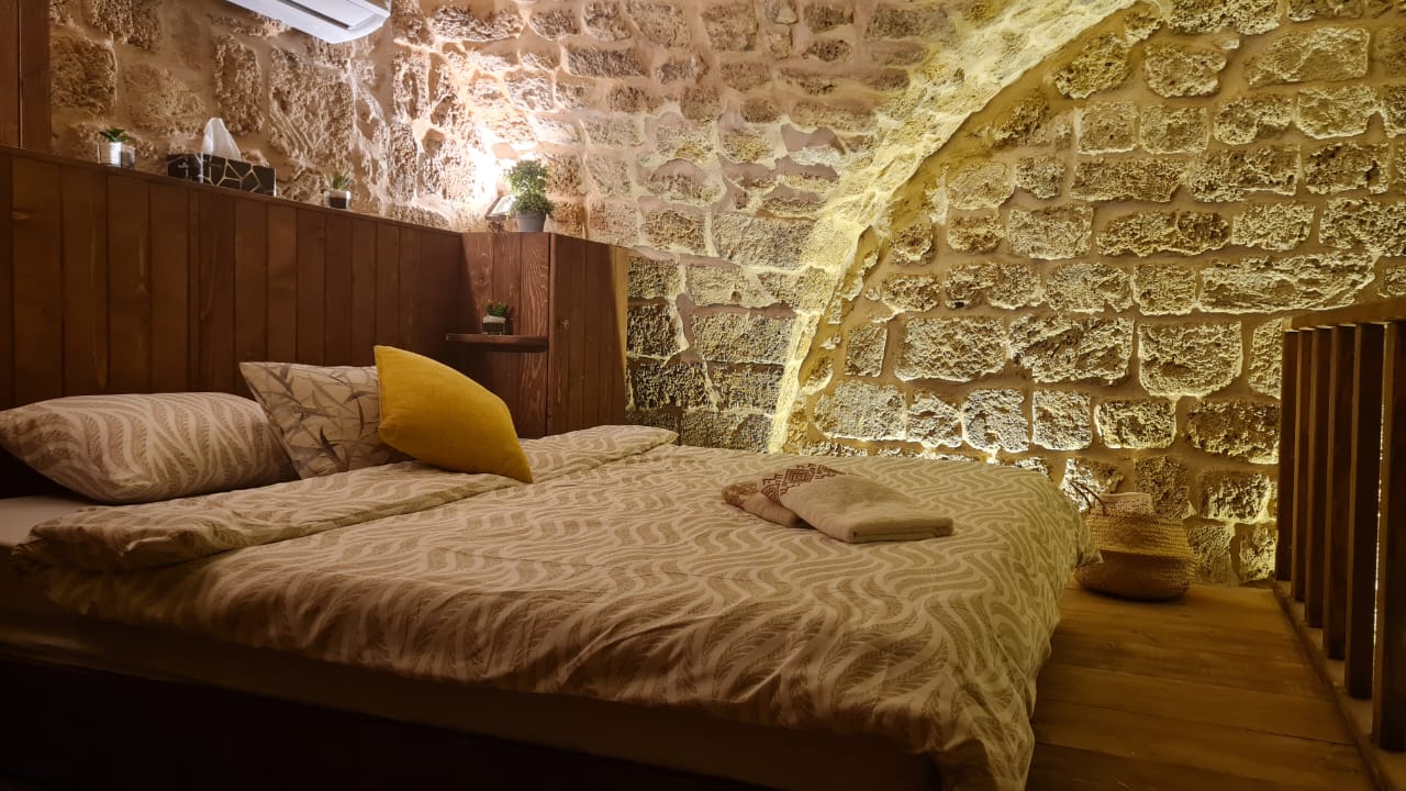 Authentic House – Jbeil