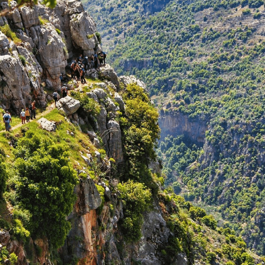 Hike Wadi Qannoubine