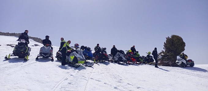 Ski-doo in Akoura