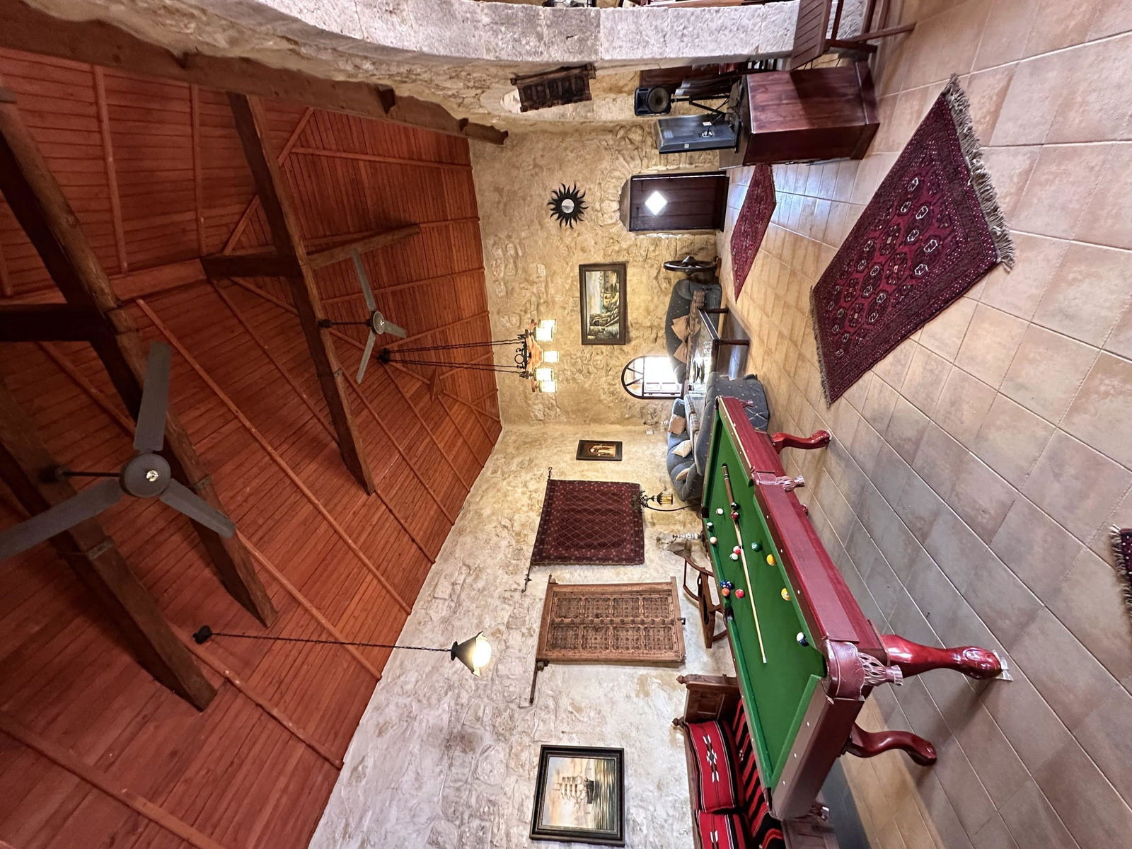 ROOM 1 in a Villa with a pool – Edde, Jbeil