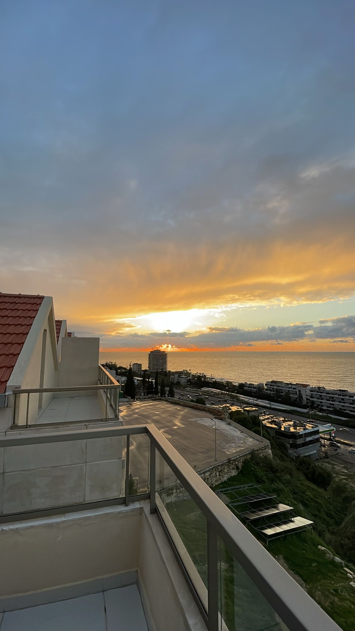 Roof 2 – Safra, Jbeil