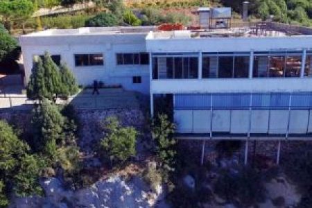 Room (5) in an Hotel – Akkar