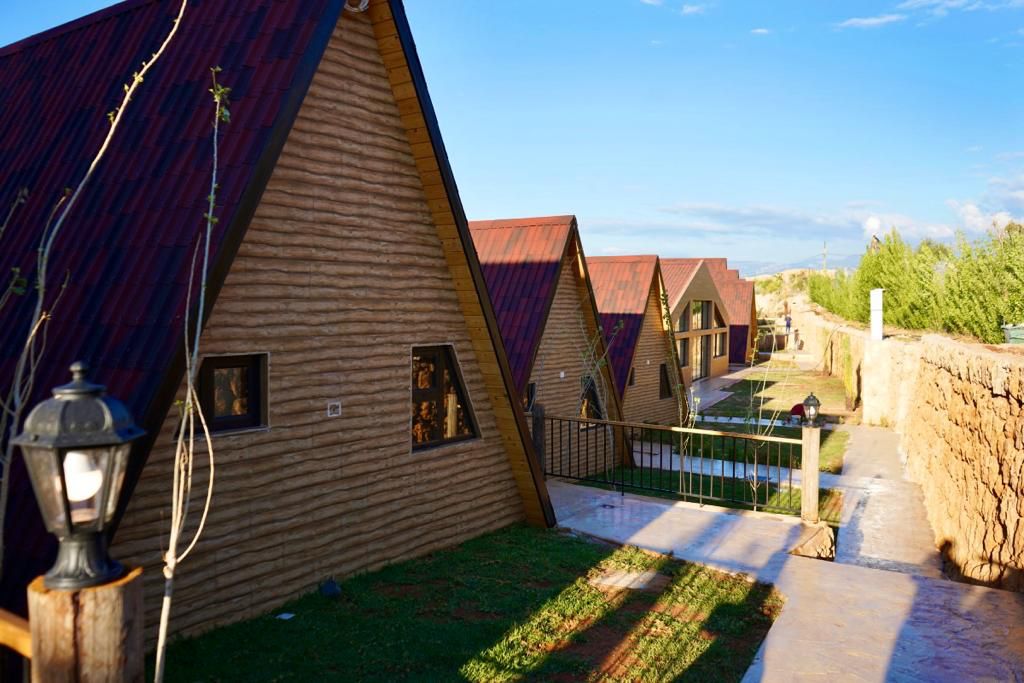 Regular A Shaped Chalet C7 – Terbol, Minnieh