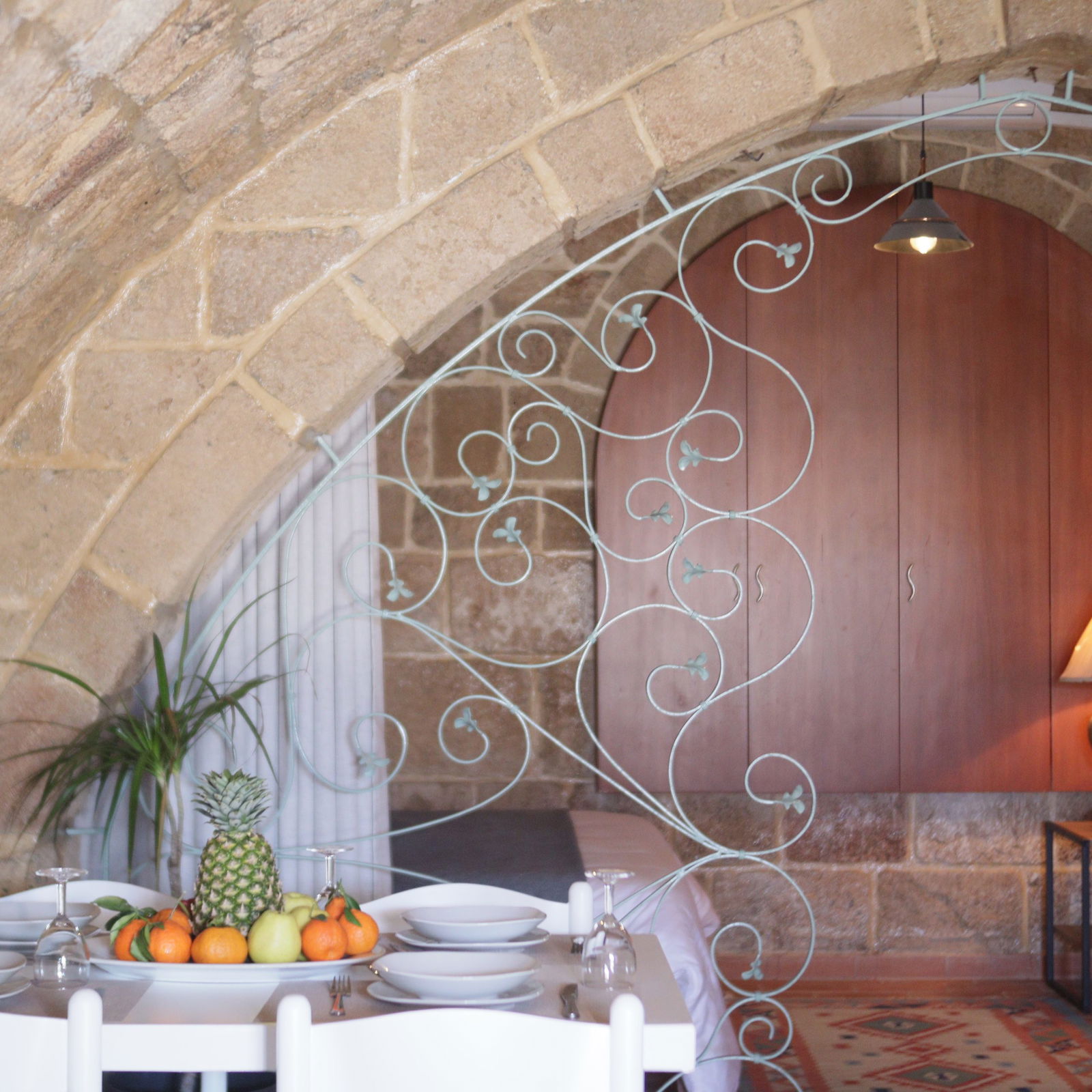 CADMUS in an Authentic Guesthouse – Byblos