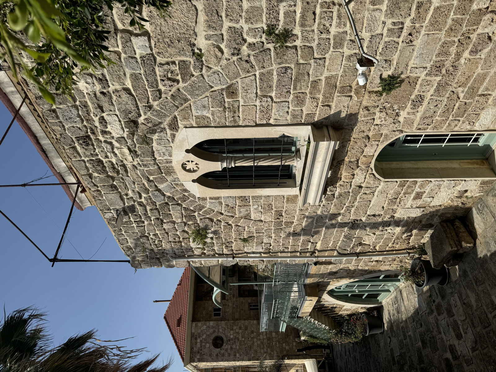 ASHMUN in an Authentic Guesthouse – Byblos