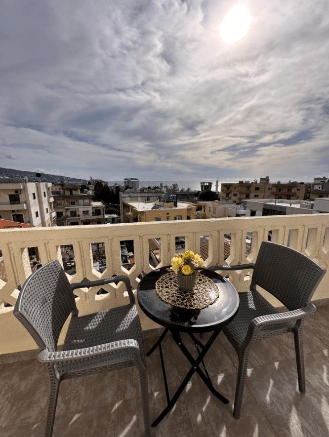 Room with Balcony (103) in a Guesthouse – Batroun