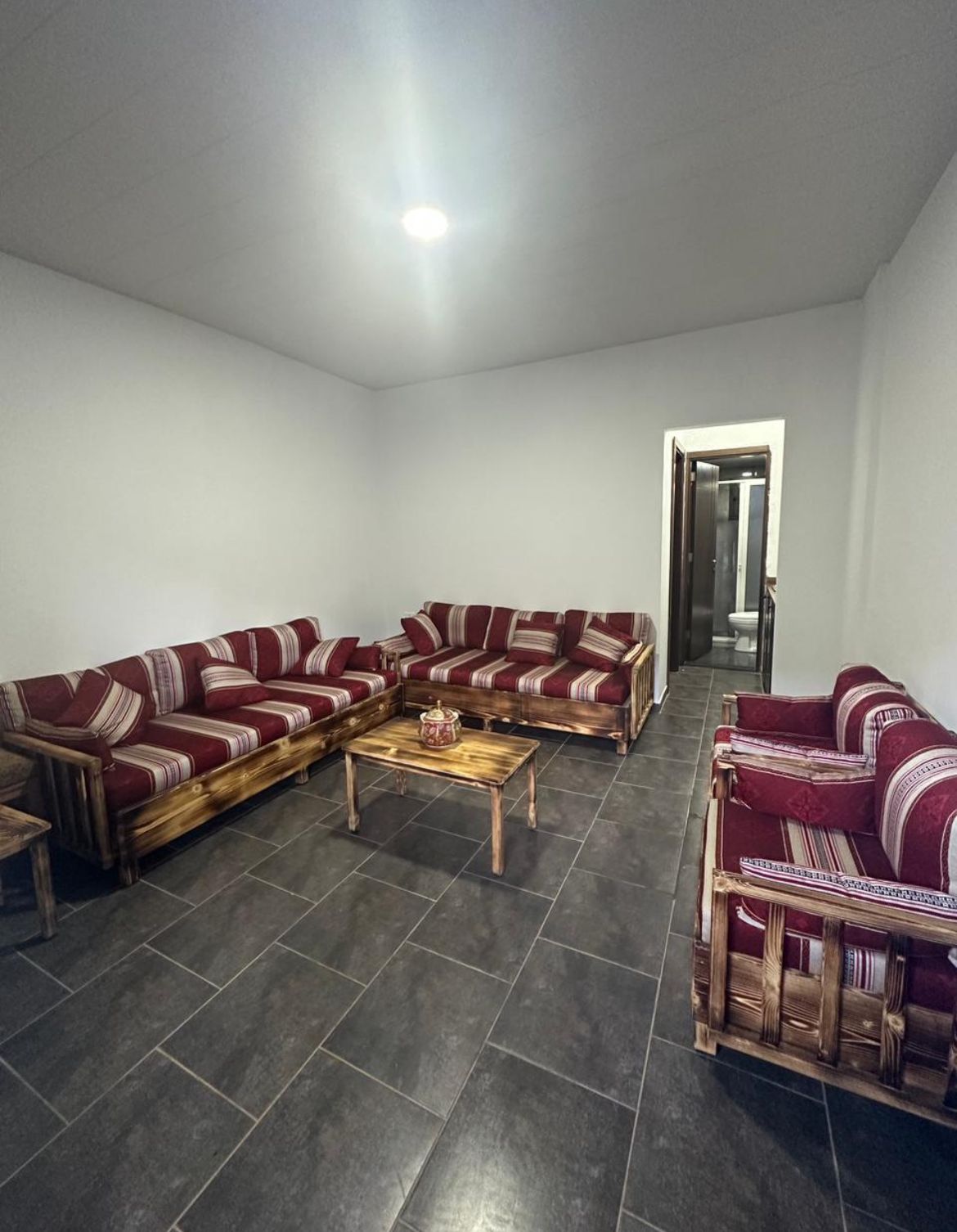 Room #2  (5 people) – Oyoun Orghosh