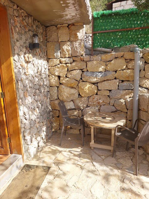 Ward Chalet with Private Pool – Barouk