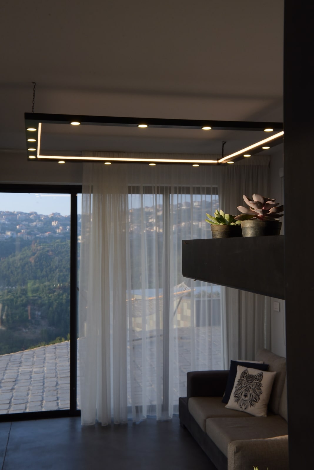 Full Villa – Ehden