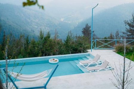 Chalet One in a Resort – Baakline, Chouf