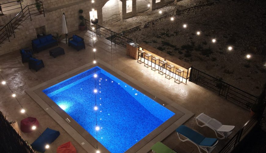 Chalet with Private Pool – Chabtine, Batroun
