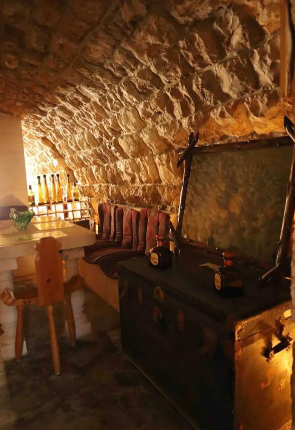 The Cave – Saqi Rechmaya, Jbeil