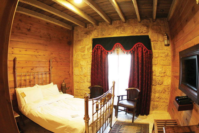 Single Standard Room in a Traditional Village – Beirut