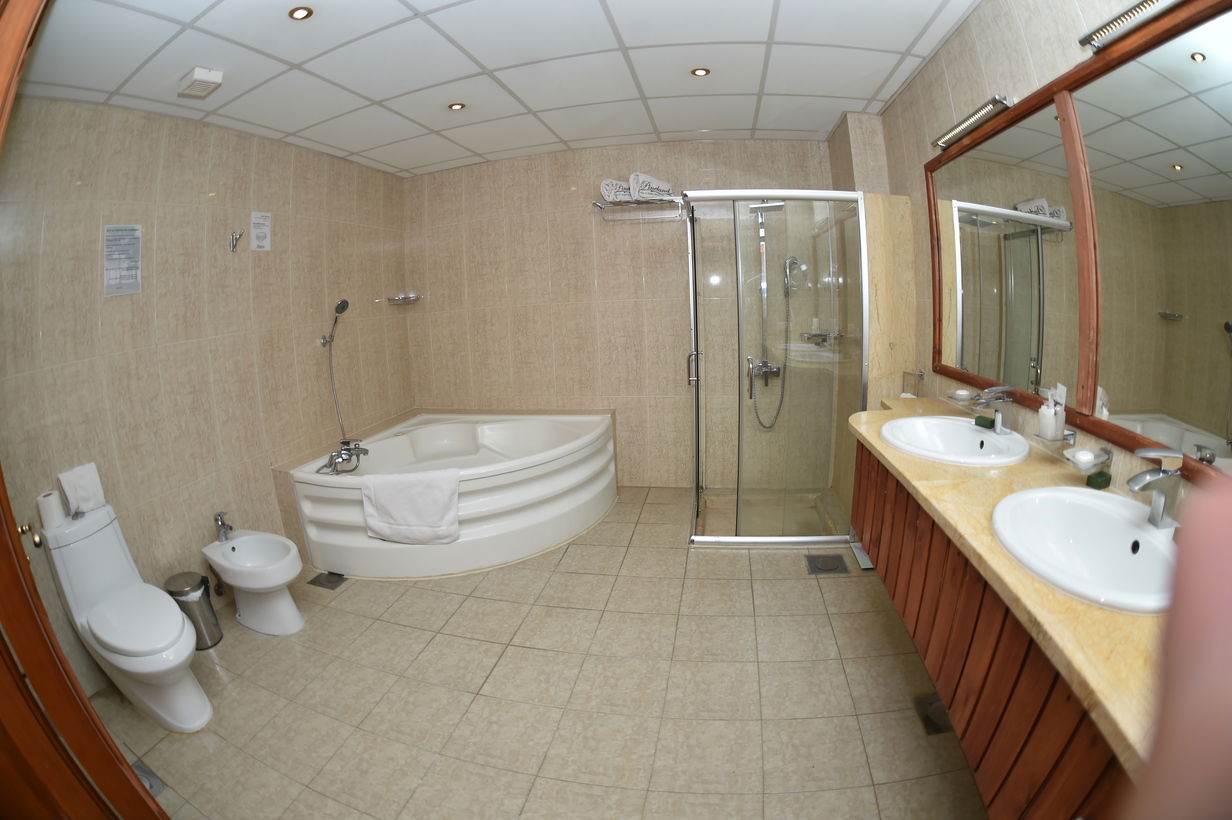 Junior Suite with Jacuzzi in an Hotel and Health Resort – Hammana