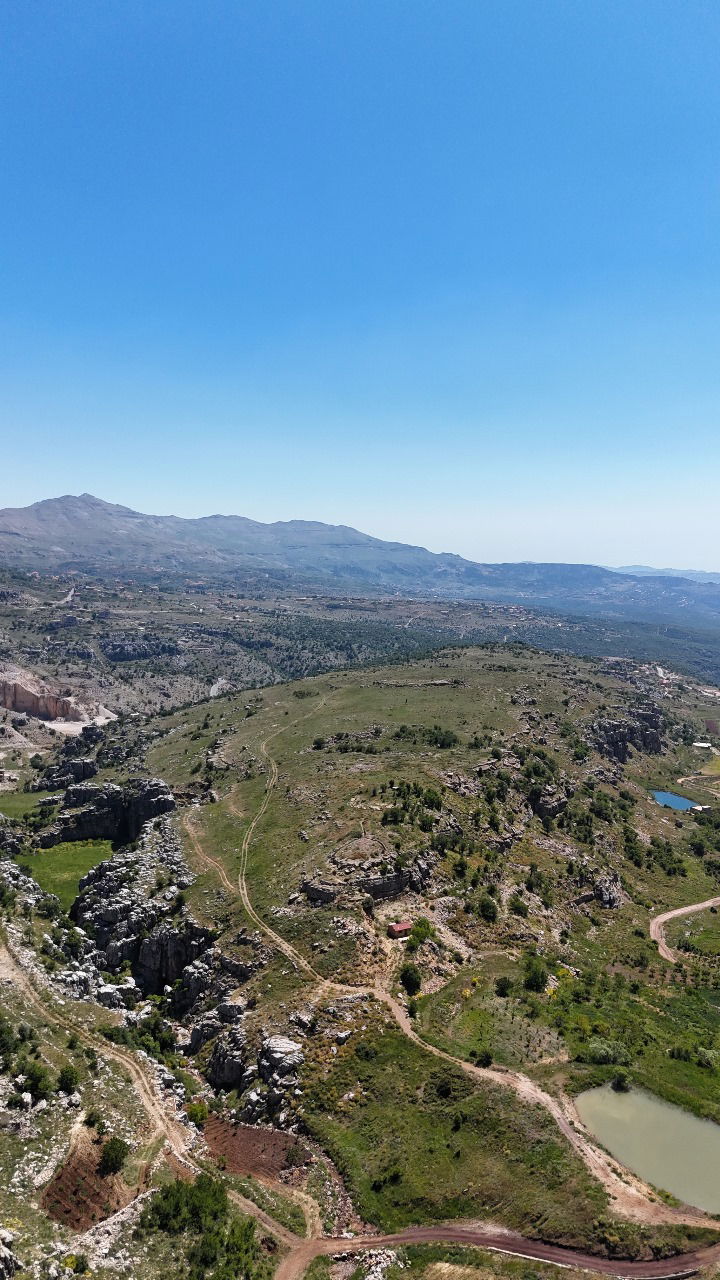 Campsite – Majdel Tarshish, Matn