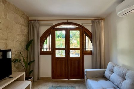 Chalet with a Garden – Kfarabida, Batroun