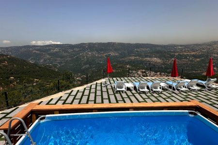 Stone House with Pool for Day Use (no sleeping) – Qornayel, Baabda