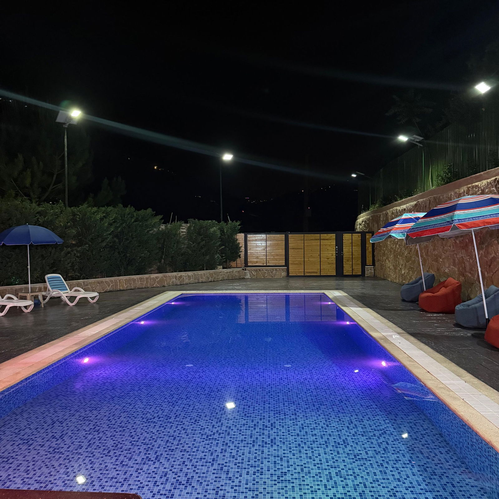 Private Pool – Ramliyeh, Aley