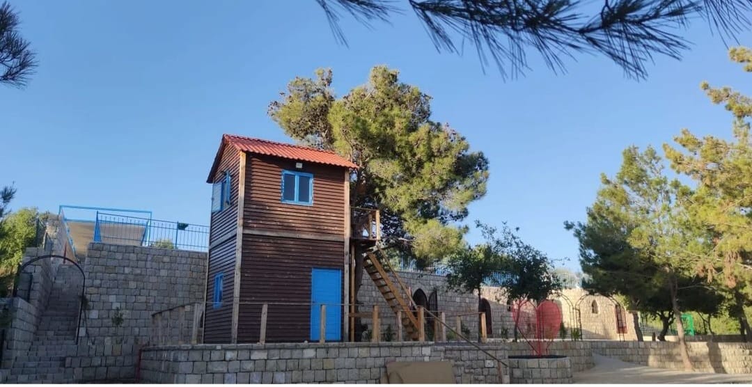 Tree House in a Resort – Baadarane, El Chouf