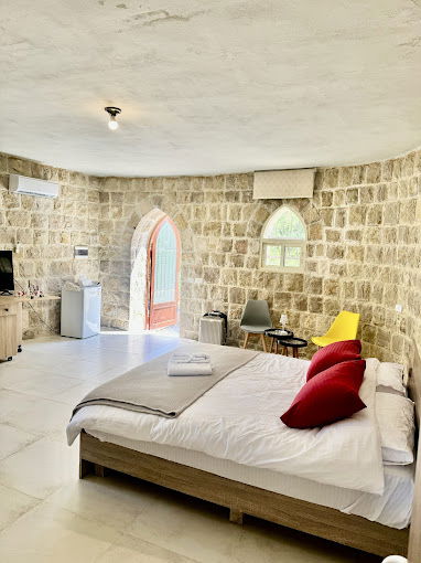 Stone House 2 in a Resort – Baadarane, El Chouf