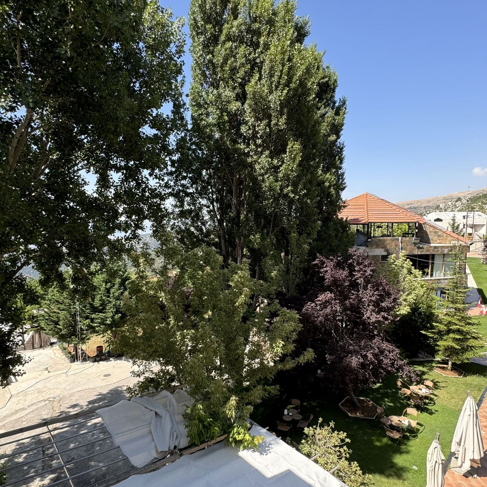 Junior suite in an Hotel – Ehden