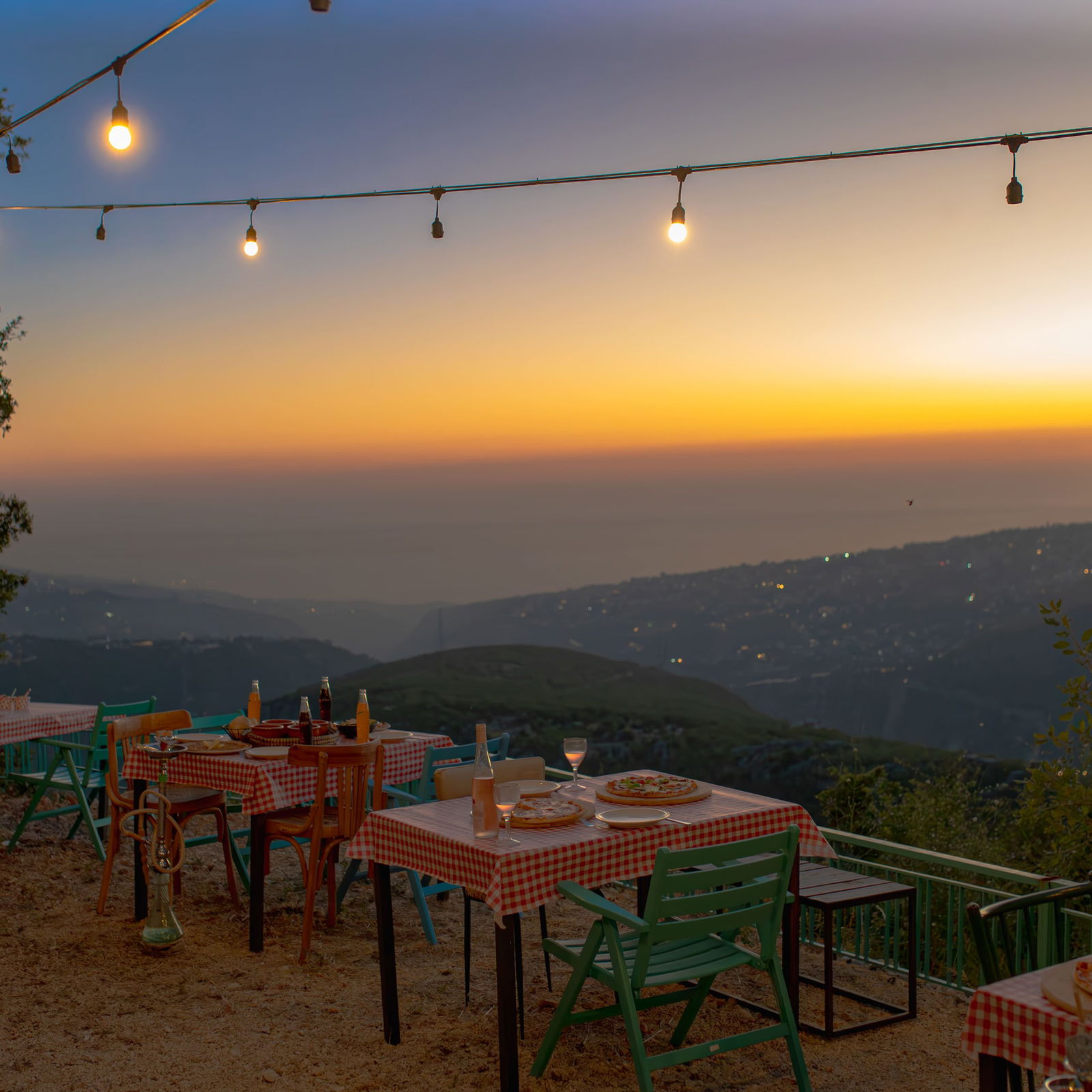 Book a Van for a Private Dinner (without sleeping) – Kfar Akab, Matn