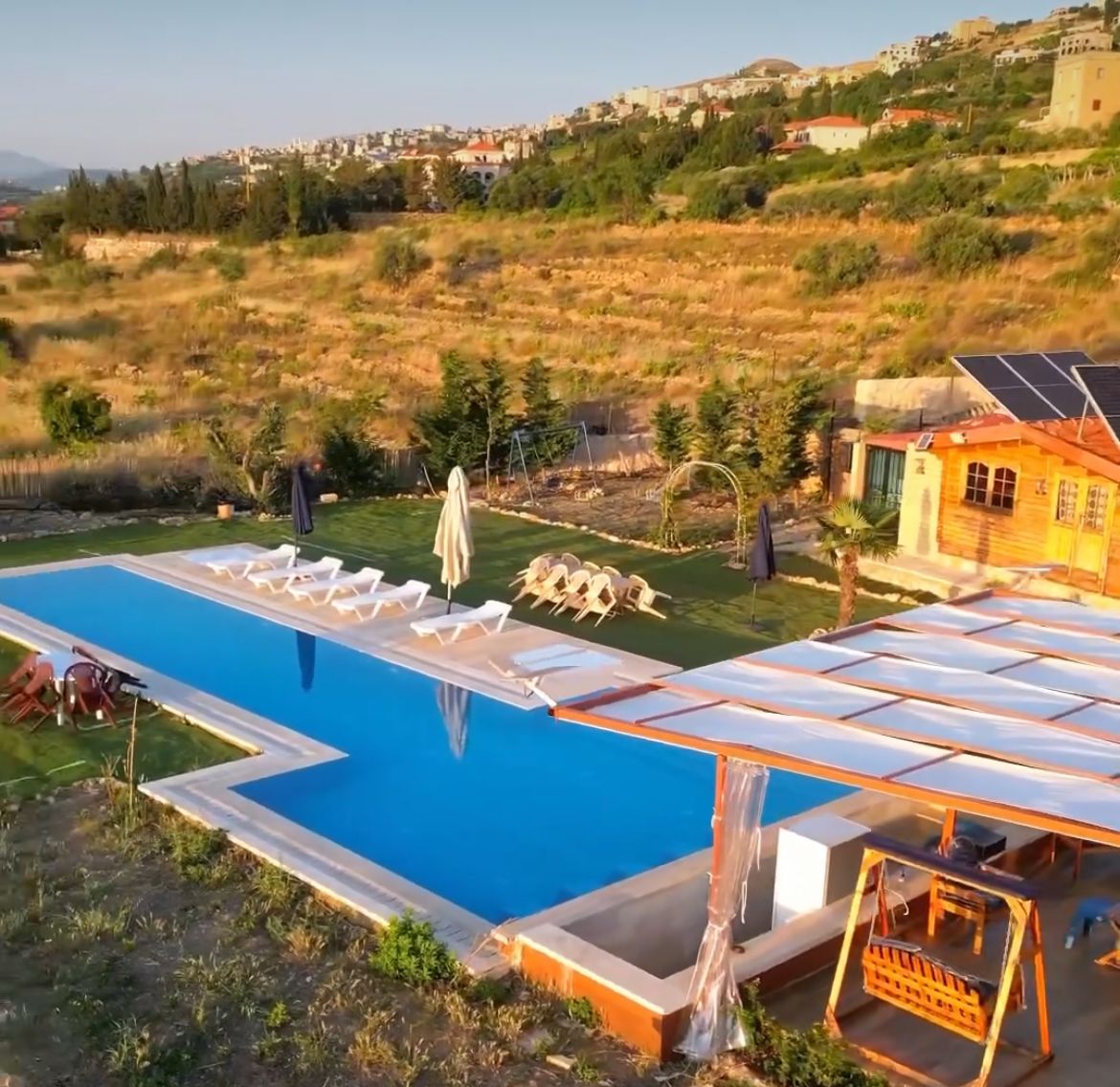 Bungalow with Private Pool – Taazaniyeh, Aley