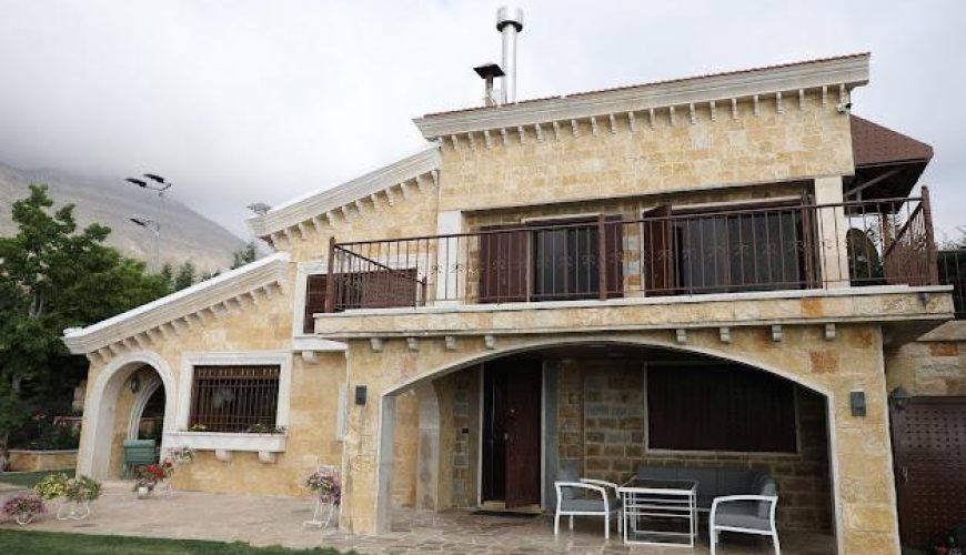 Luxurious Villa with Shared Pool – Ehden