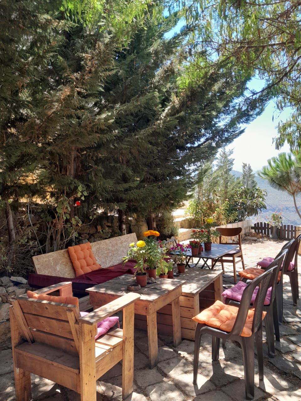Chalet with Private Pool for 24 hours – Baisour, Aley