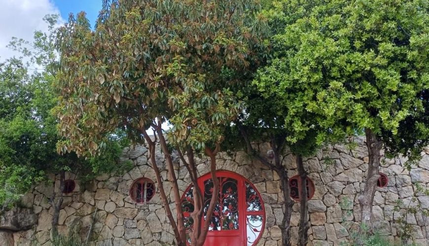 Romantic House in a Resort – Baadarane, El Chouf